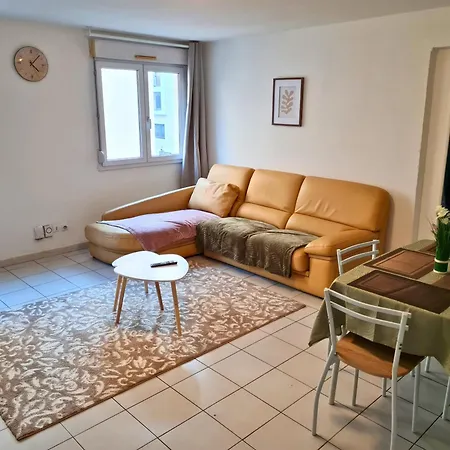 Apartment Escale En - T2 Lumineux Gare Centre-ville Montpellier